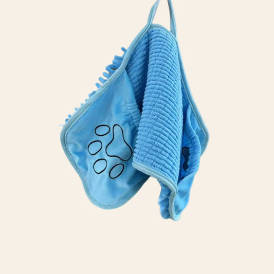 Muddy paw drying towel for dogs